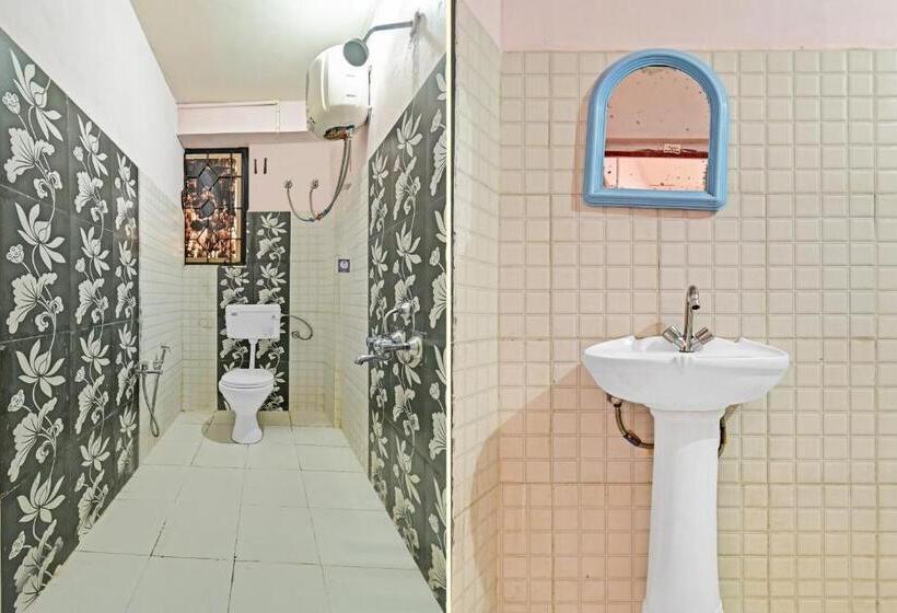 فندق Collection O Wonder Hill Residency