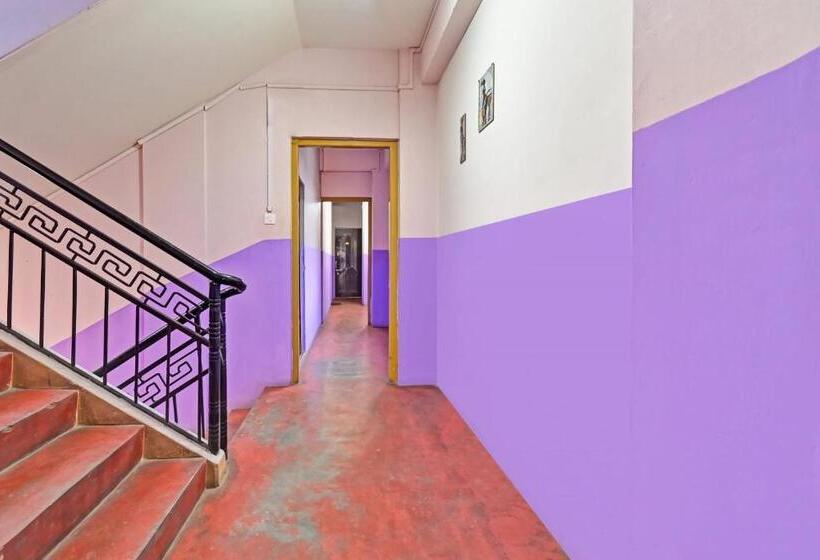 فندق Collection O Wonder Hill Residency