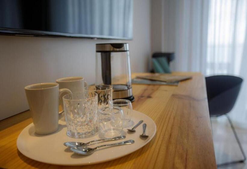 ホテル Cowork Lab Suites