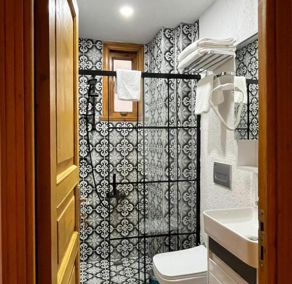 ホテル Dimora Kadıköy