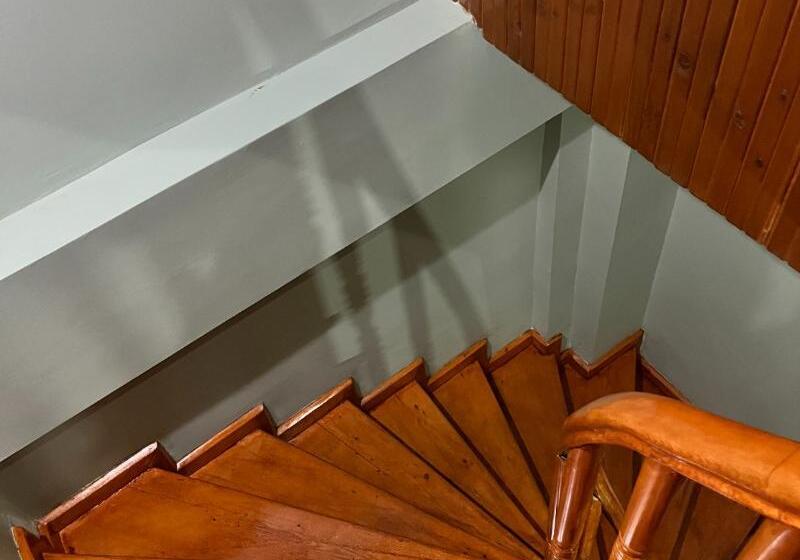 ホテル Dimora Kadıköy