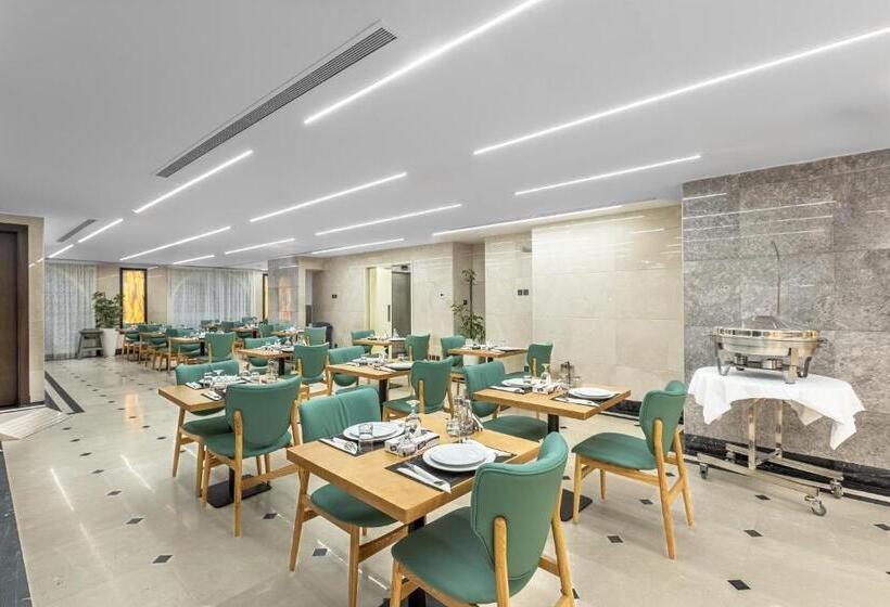 Отель Diyar Altaqwa