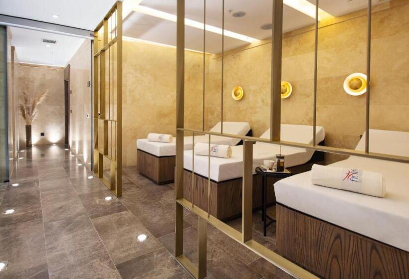 هتل Elite World Comfy Samsun Atakum