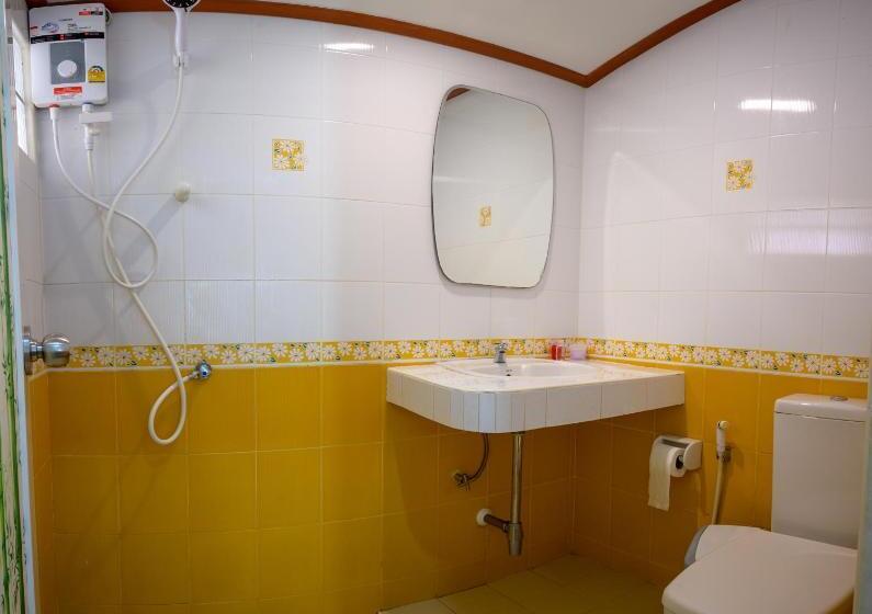 Отель Halo Sea Koh Larn