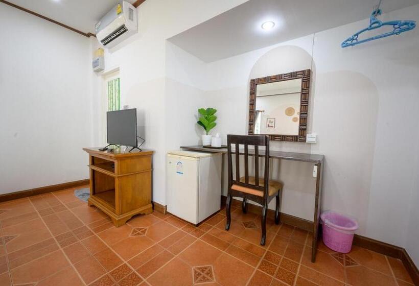 Отель Halo Sea Koh Larn