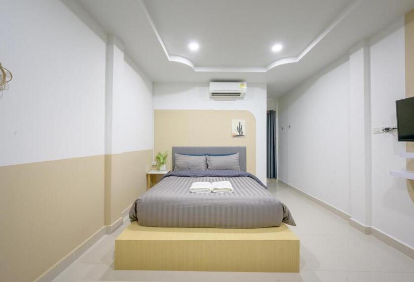 Отель Halo Sea Koh Larn