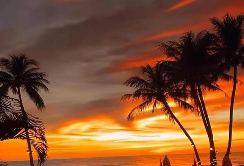 فندق Happy Beach Jomtien Guesthouse