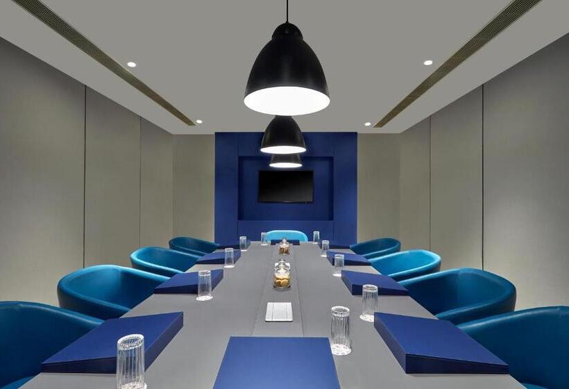 בית מלון כפרי Holiday Inn Express Bengaluru Bommasandra, An Ihg