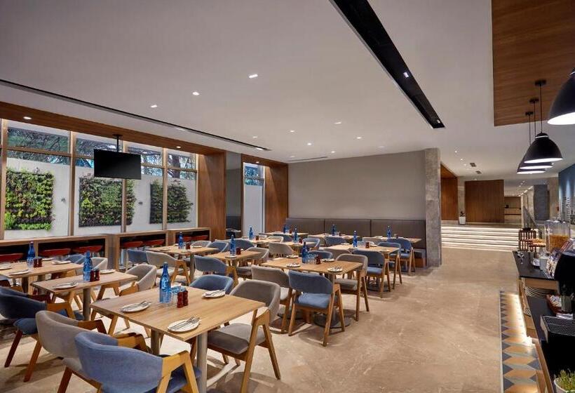 בית מלון כפרי Holiday Inn Express Bengaluru Bommasandra, An Ihg