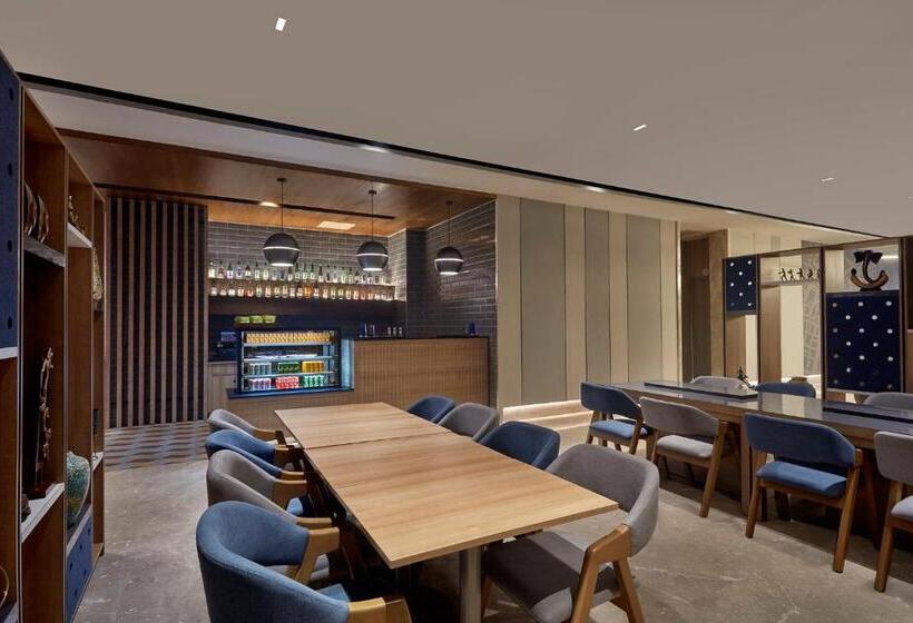 בית מלון כפרי Holiday Inn Express Bengaluru Bommasandra, An Ihg