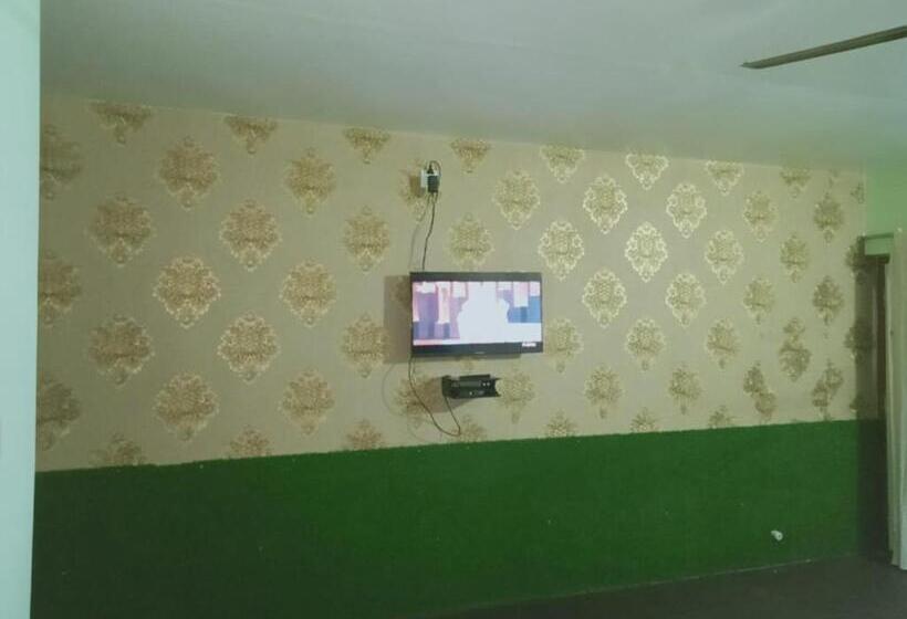 فندق Kanikasundari Home Stay