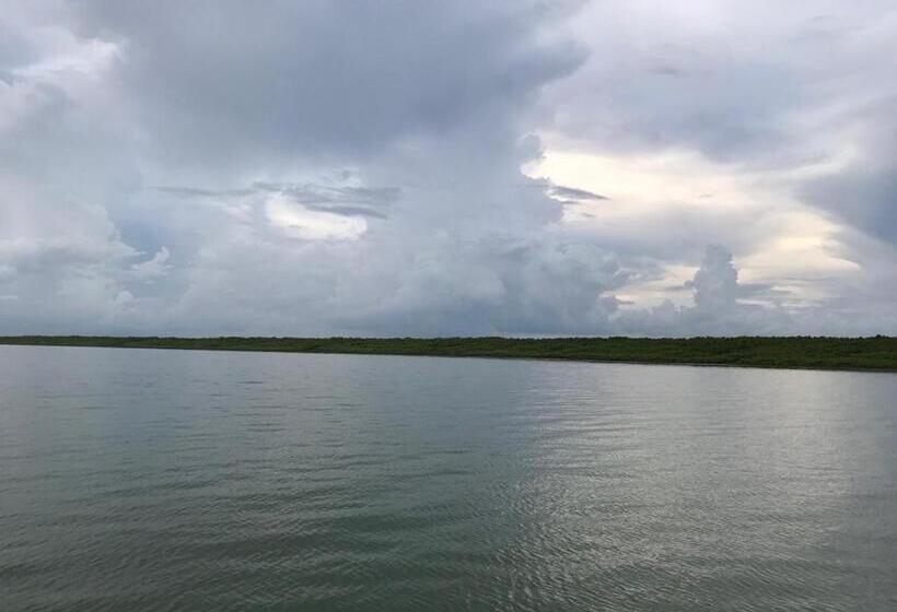 فندق Kanikasundari Home Stay