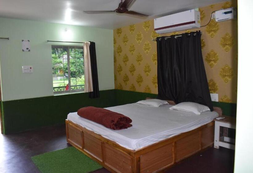 فندق Kanikasundari Home Stay