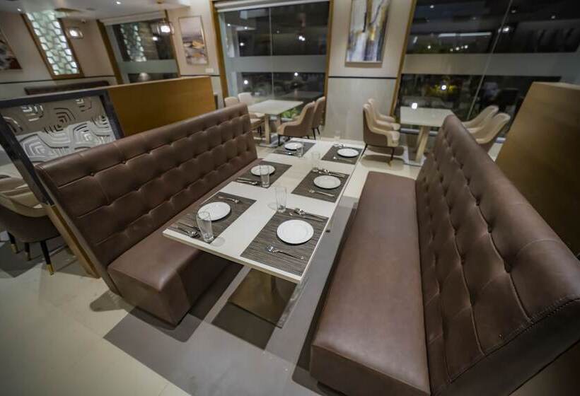 Отель Kyriad Prestige Ilkal