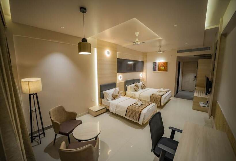 호텔 Kyriad Prestige Ilkal