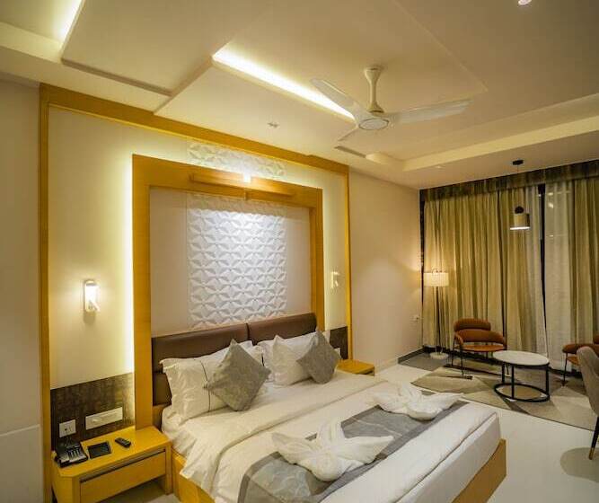 Отель Kyriad Prestige Ilkal