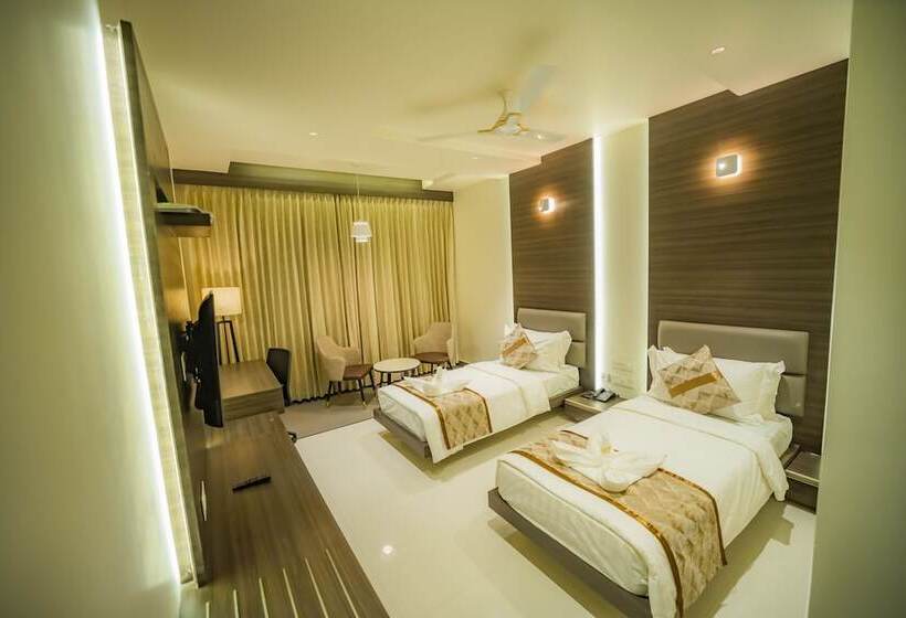 Отель Kyriad Prestige Ilkal