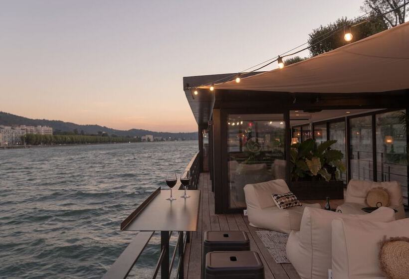 酒店 La Peniche Bed And Bicycle Vienne