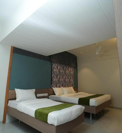 ホテル Modi Samrat