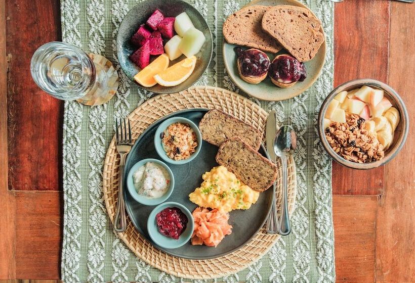 בית מלון כפרי Nuuk Taal Lake