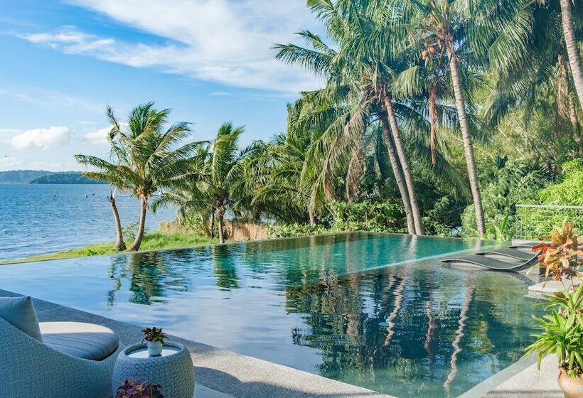 בית מלון כפרי Nuuk Taal Lake