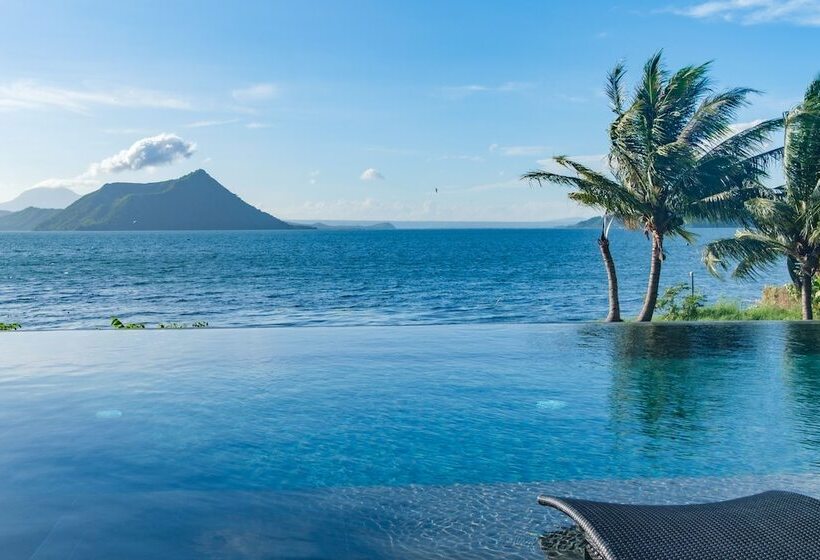 בית מלון כפרי Nuuk Taal Lake