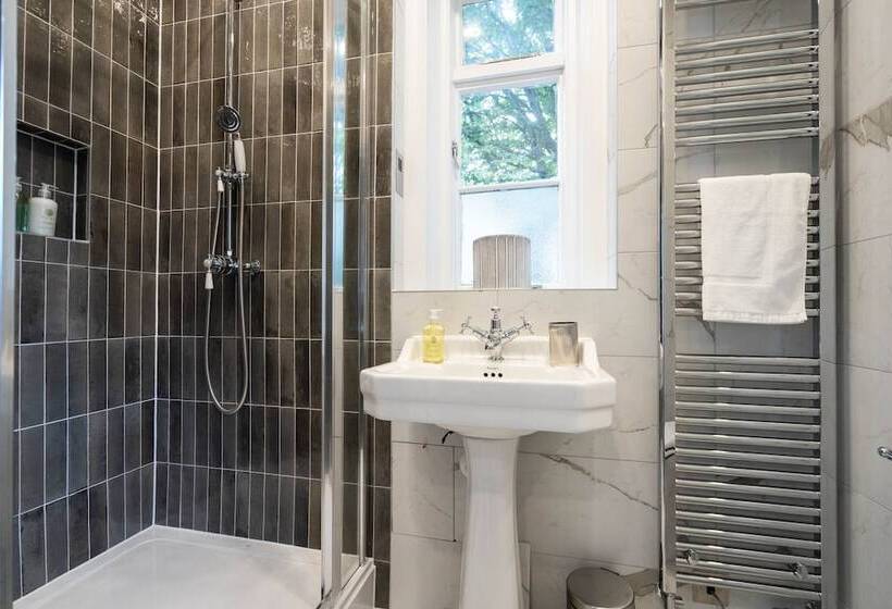 فندق Old Abbey House