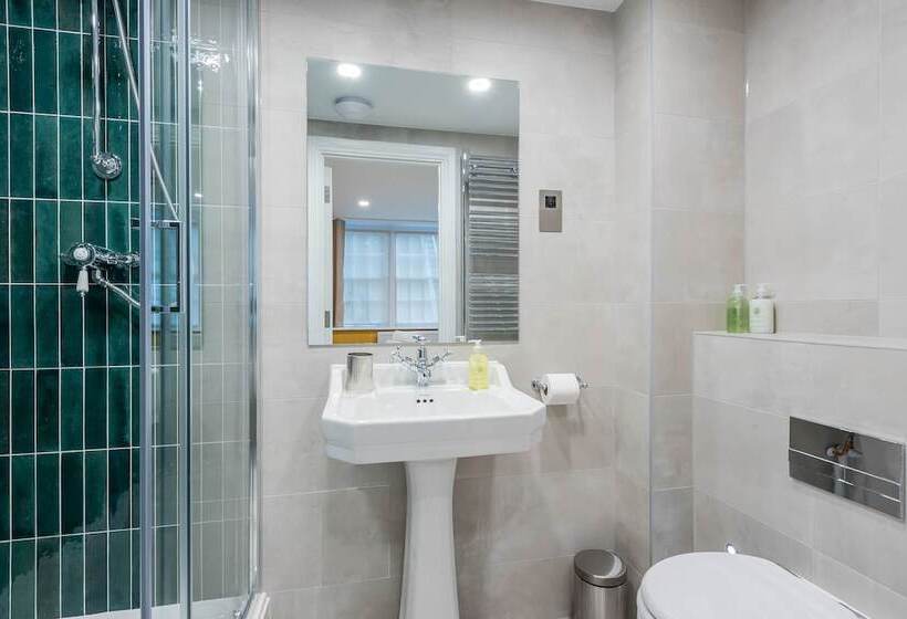 فندق Old Abbey House