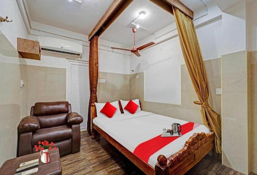 Отель Oyo 81287 Empire Inn