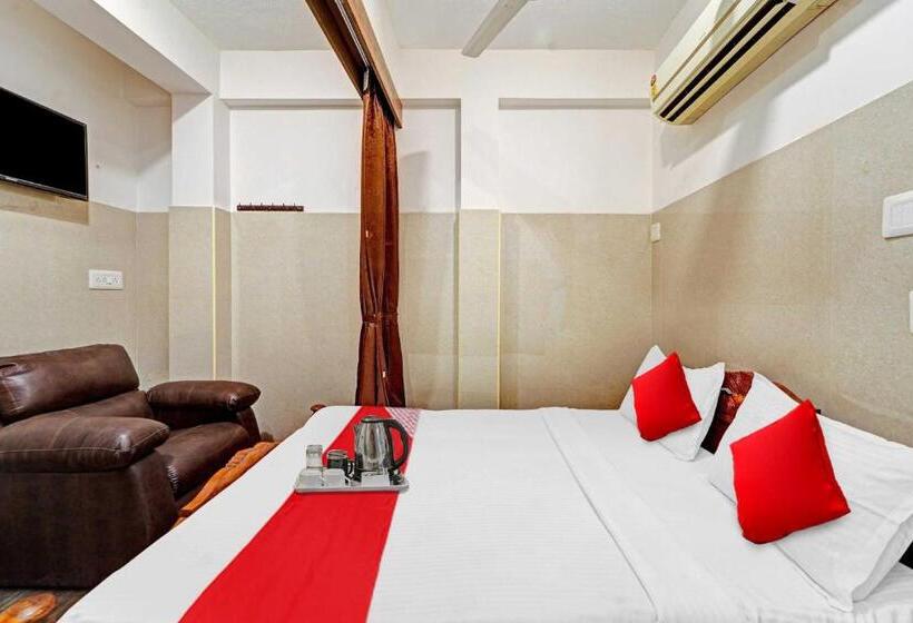 Отель Oyo 81287 Empire Inn