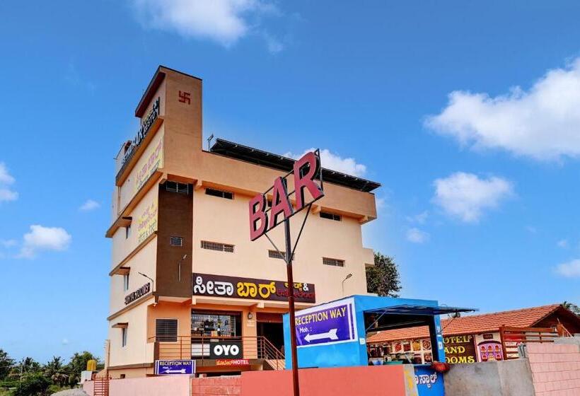 בית מלון כפרי Oyo Flagship 81451 Surya Rooms