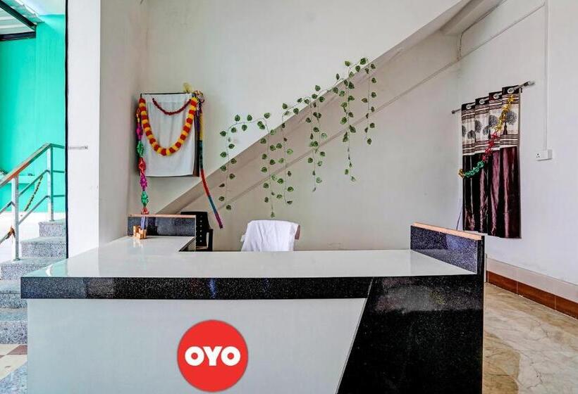 فندق Oyo Flagship Kmps Palace