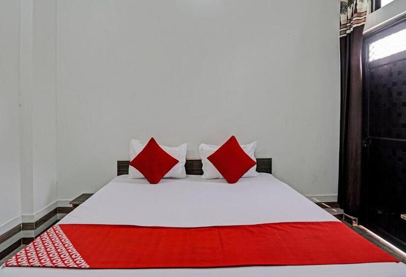 فندق Oyo Flagship Kmps Palace