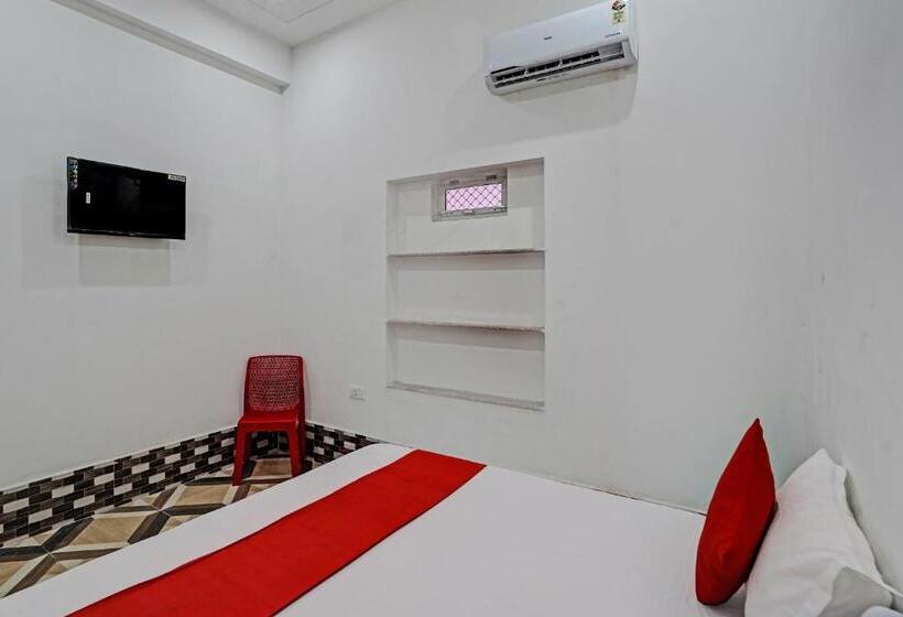 فندق Oyo Flagship Kmps Palace