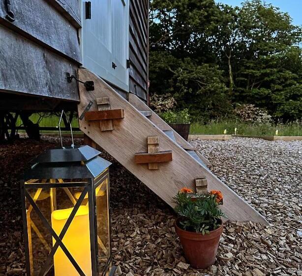 Отель Private And Peaceful Stay In A Luxury Shepherds Hut Near Truro