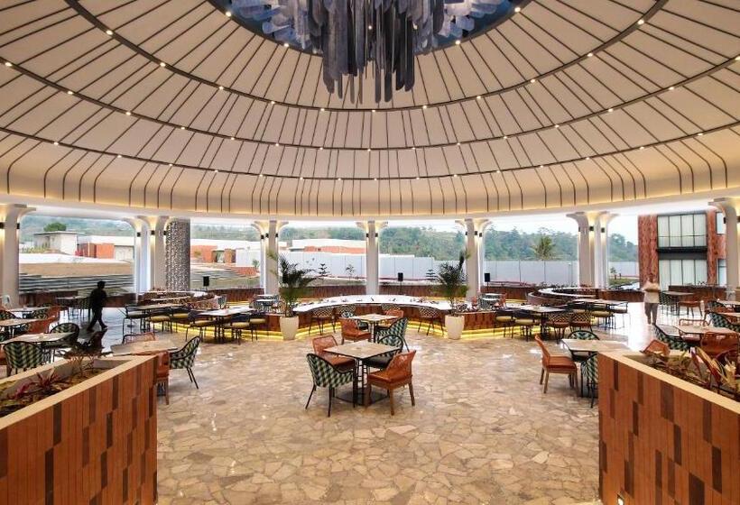 Отель Santika Premiere Linggarjati   Kuningan