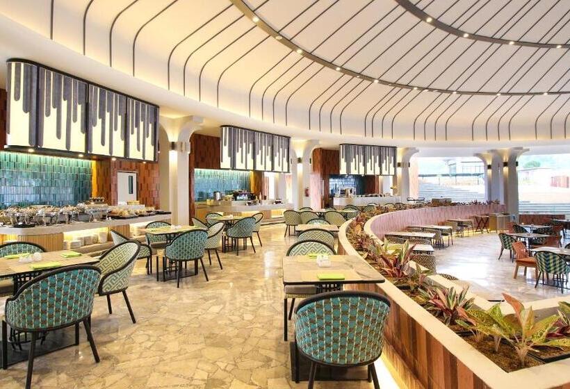 Отель Santika Premiere Linggarjati   Kuningan