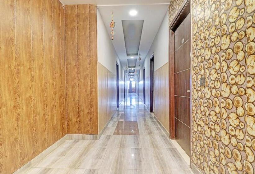 בית מלון כפרי Grand Townhouse