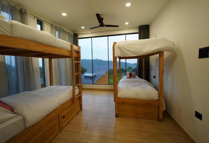 ホテル The Solace Bir