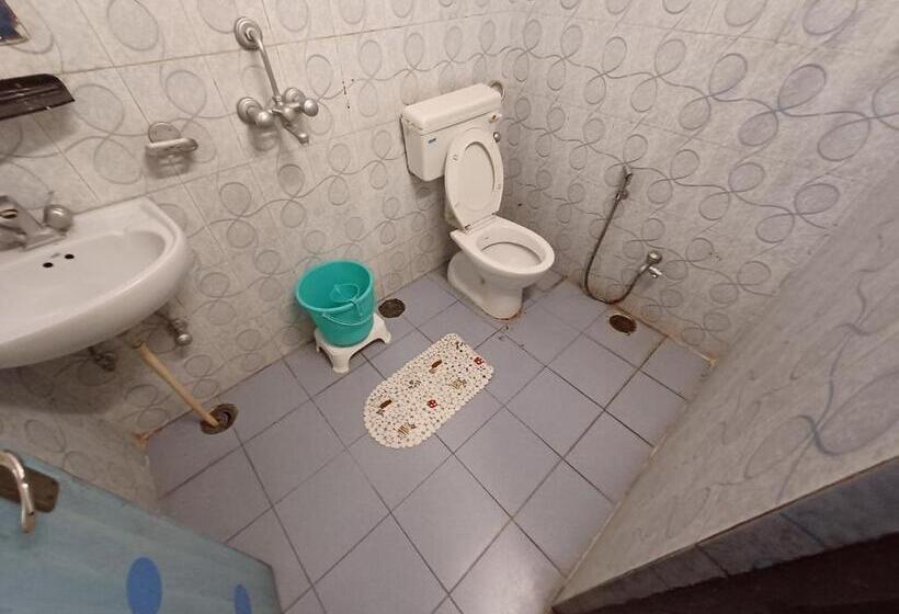 酒店 V Inn Sindhi Camp