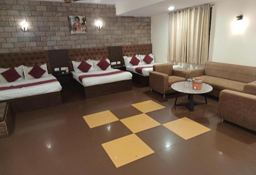 酒店 V Inn Sindhi Camp