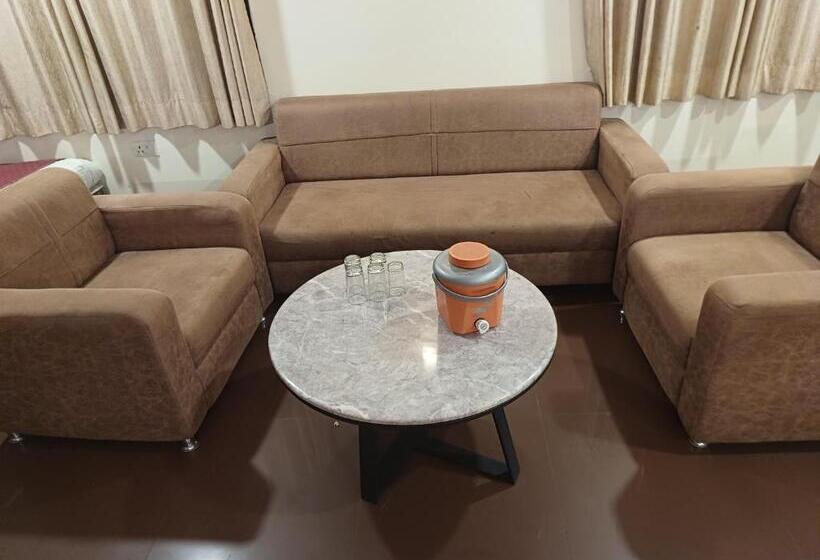 酒店 V Inn Sindhi Camp