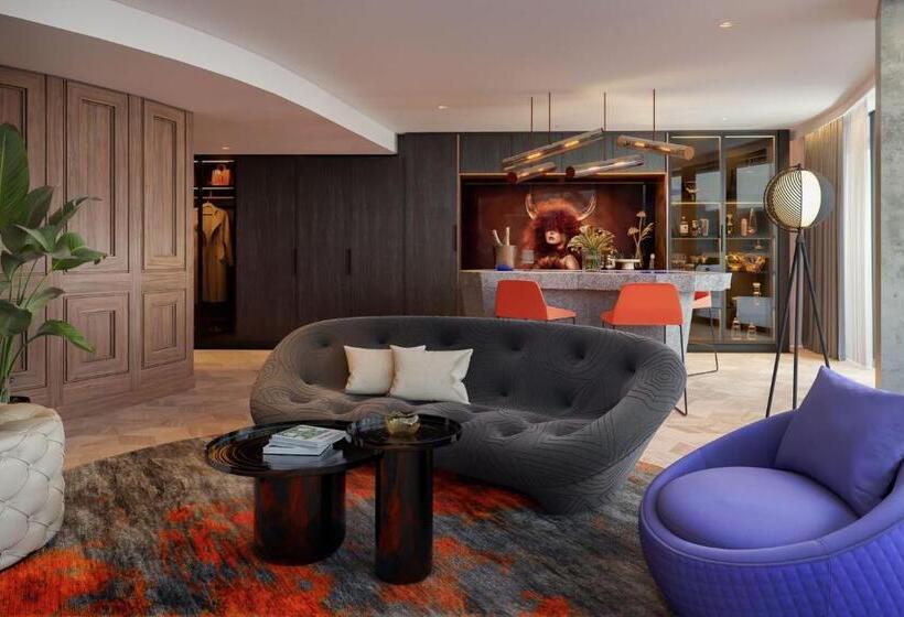 Отель W Edinburgh