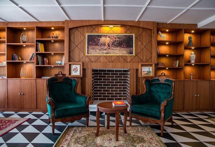 ホテル Welcomheritage Santa Roza Kasauli