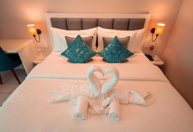 ホテル Welcomheritage Santa Roza Kasauli