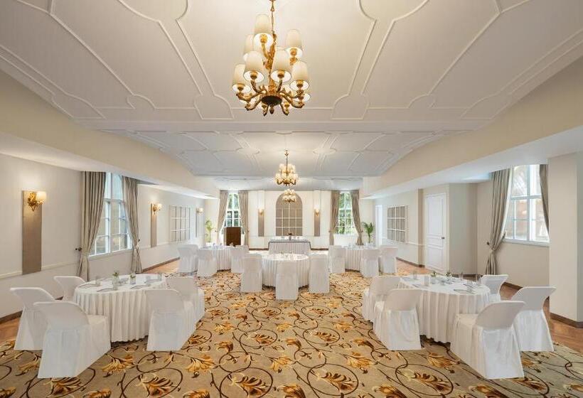 ホテル Welcomheritage Santa Roza Kasauli