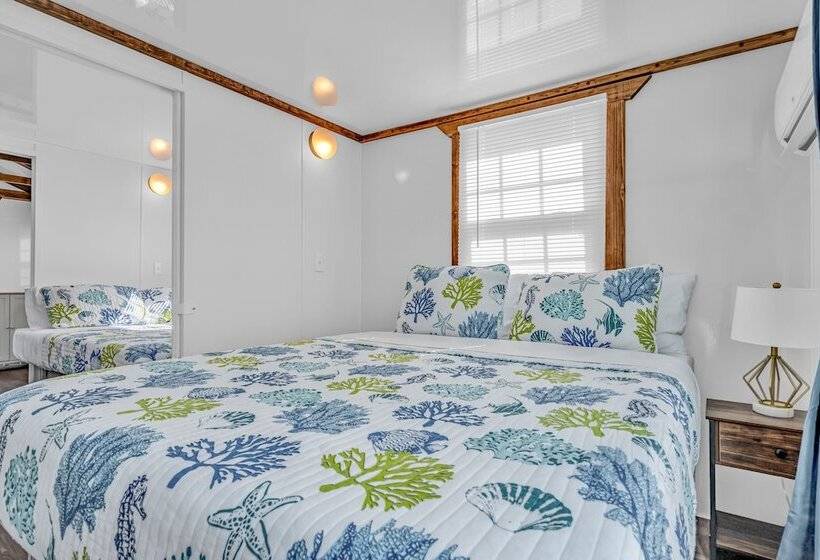 فندق Yacht Haven