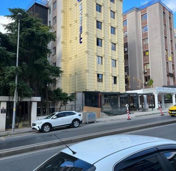 Istanblu Hotel Atasehir