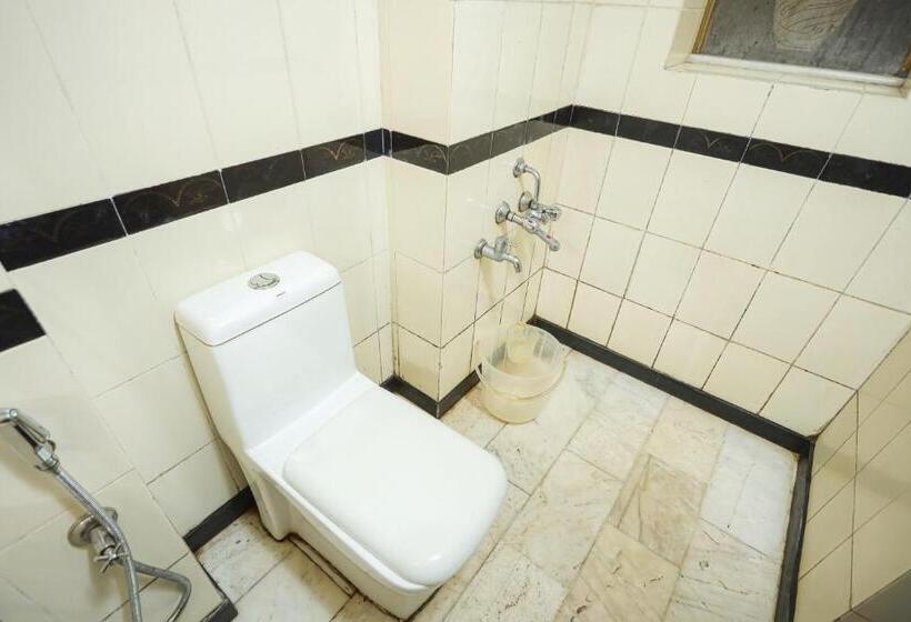 Liwa Tower Hotel & Business Center