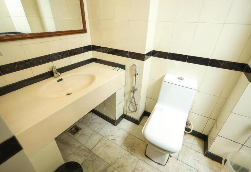 Liwa Tower Hotel & Business Center